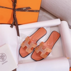 Hermes Slippers